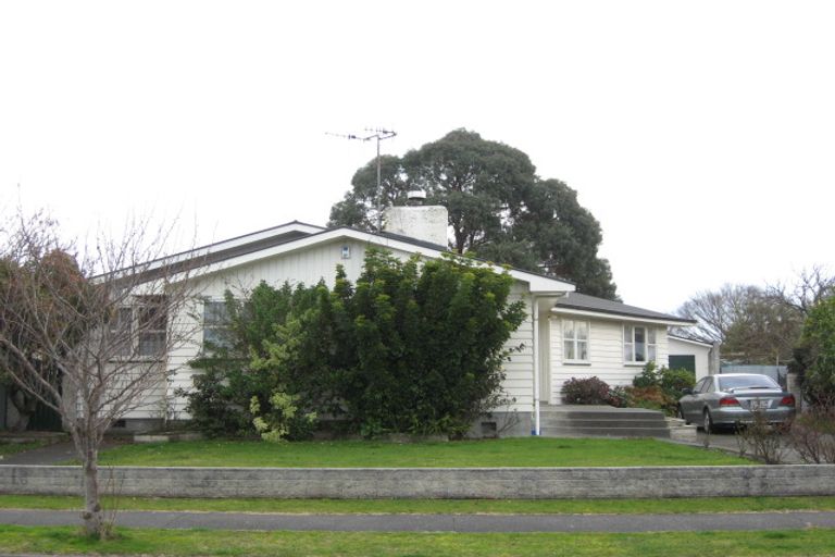 Photo of property in 30 Merton Crescent, Pirimai, Napier, 4112