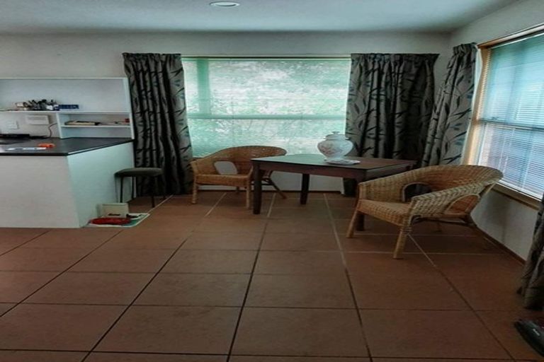 Photo of property in 5 Manahi Place, Woodend, 7610