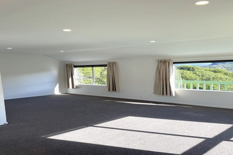 Photo of property in 16b Gaya Grove, Ngaio, Wellington, 6035