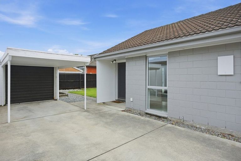 Photo of property in 2/19 Glenside Avenue, Ilam, Christchurch, 8041