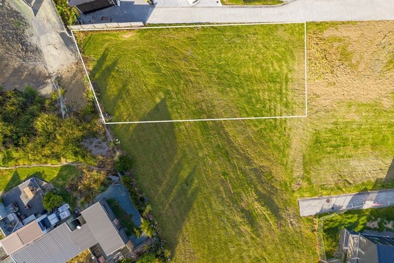 Photo of property in 3 Solar Way, Langs Beach, 0582