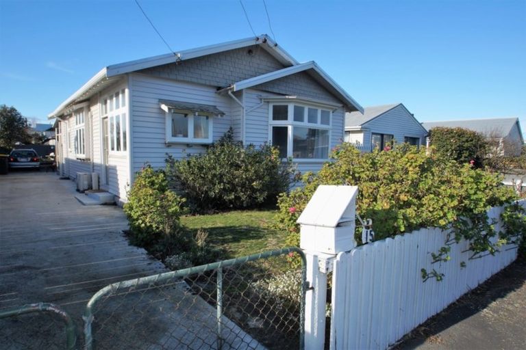 Photo of property in 15 Mafeking Street, New Brighton, Christchurch, 8061
