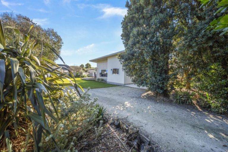 Photo of property in 4 Ohawe Terrace, Ohawe, Hawera, 4671