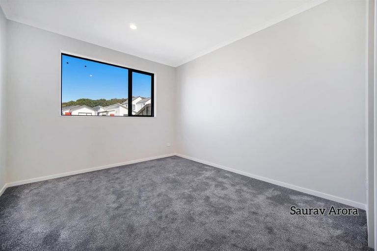 Photo of property in 14 Combat Street, Papakura, 2110