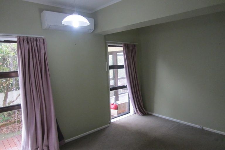 Photo of property in 14a Glenamoy Crescent, Johnsonville, Wellington, 6037