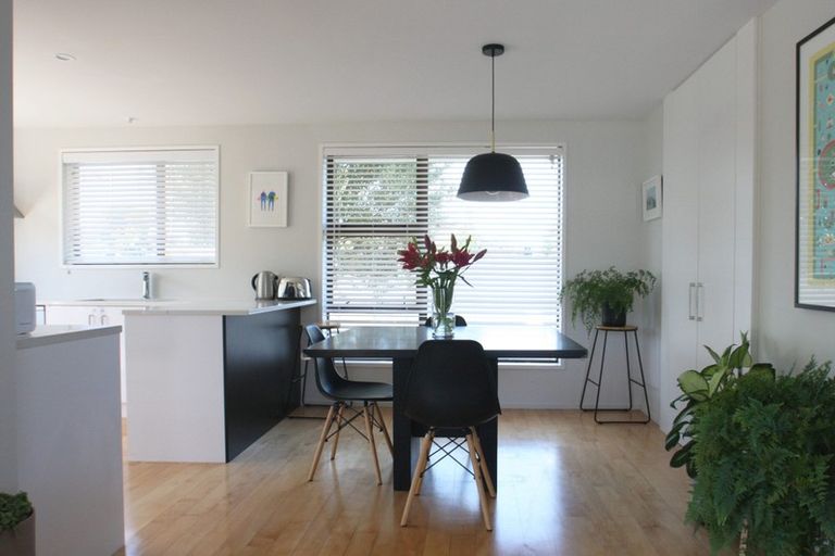 Photo of property in 172 Beach Road, North New Brighton, Christchurch, 8083