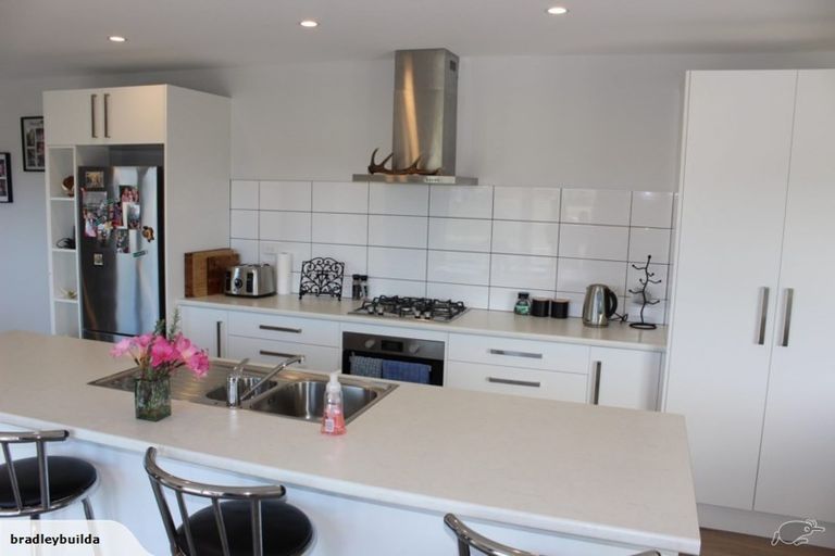 Photo of property in 156 Ngaio Drive, Matarangi, Whitianga, 3592