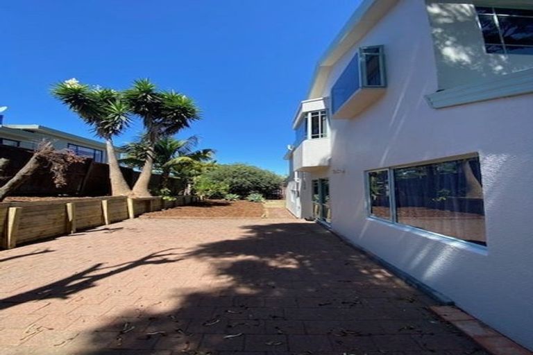 Photo of property in 2/7 Belmont Terrace, Milford, Auckland, 0620