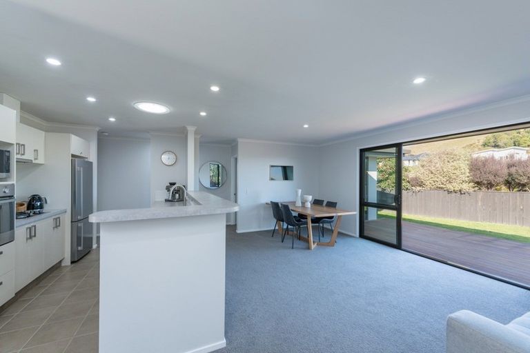 Photo of property in 46 Ngawhatu Road, Stoke, Nelson, 7011