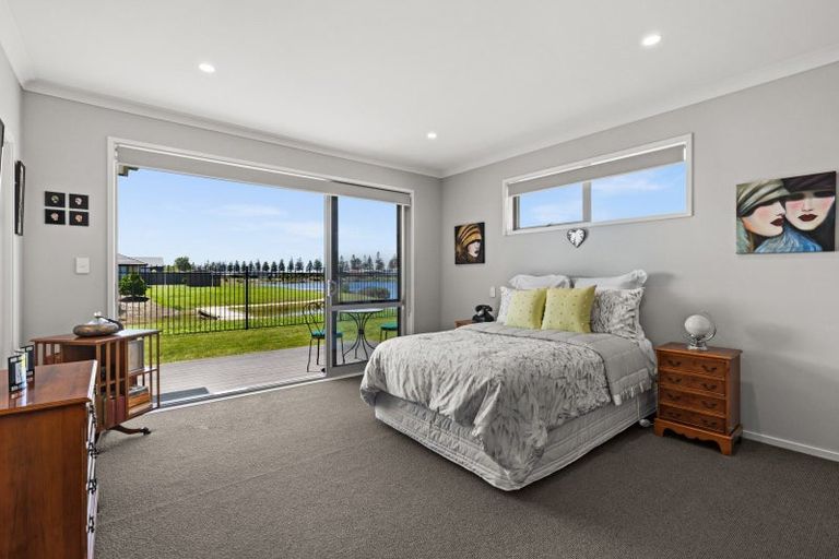 Photo of property in 18 Ruakituri Place, Te Awa, Napier, 4110