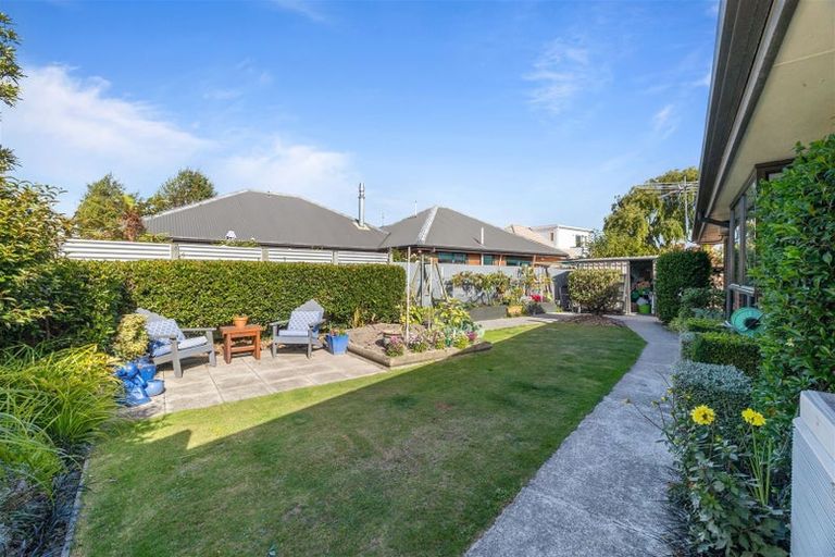 Photo of property in 21 Tivoli Place, Bishopdale, Christchurch, 8053