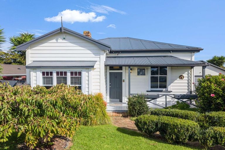 Photo of property in 27 Victoria Avenue, Waiuku, 2123