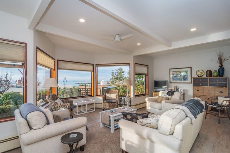 Photo of property in 17 The Terrace, Timaru, 7910