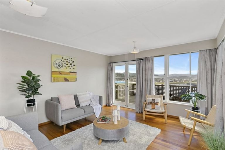 Photo of property in 18 Ahuriri Street, Strathmore Park, Wellington, 6022