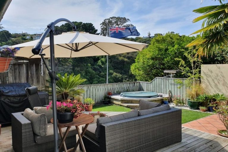 Photo of property in 13 Bay View Road, Bluff Hill, Napier, 4110