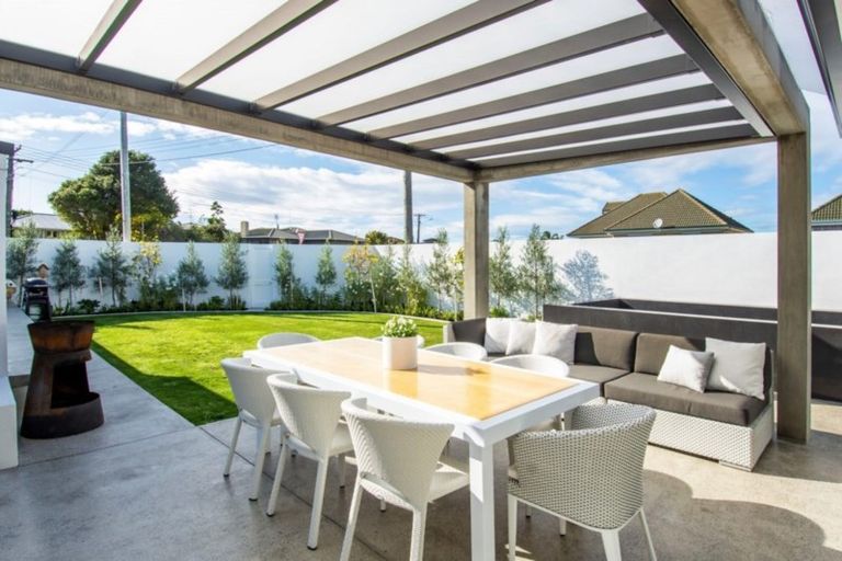 Photo of property in 11 Heath Street, Mount Maunganui, 3116
