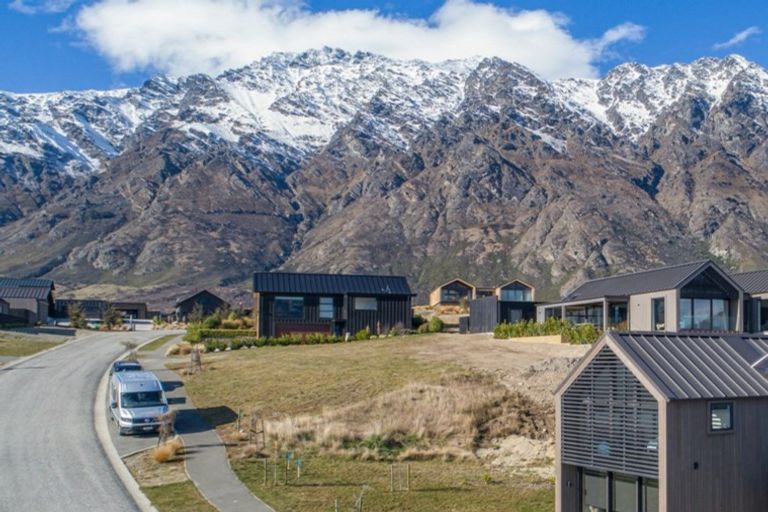Photo of property in 23 Falconer Rise, Jacks Point, Queenstown, 9371