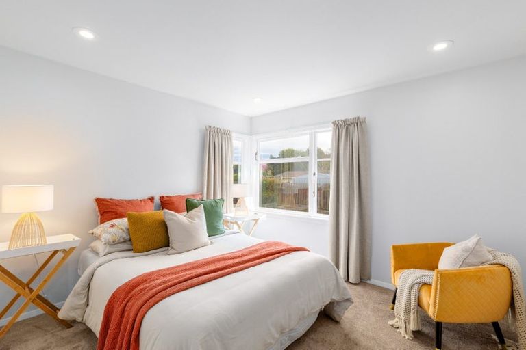 Photo of property in 16 Bethel Crescent, Bishopdale, Christchurch, 8053