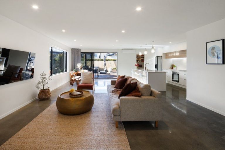 Photo of property in 11 Ruru Street, Cambridge, 3434