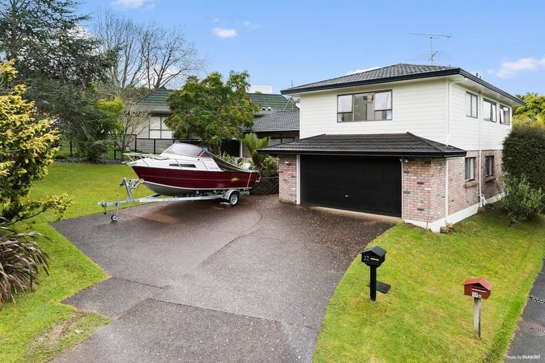 Photo of property in 17 Amante Crescent, Mairangi Bay, Auckland, 0630
