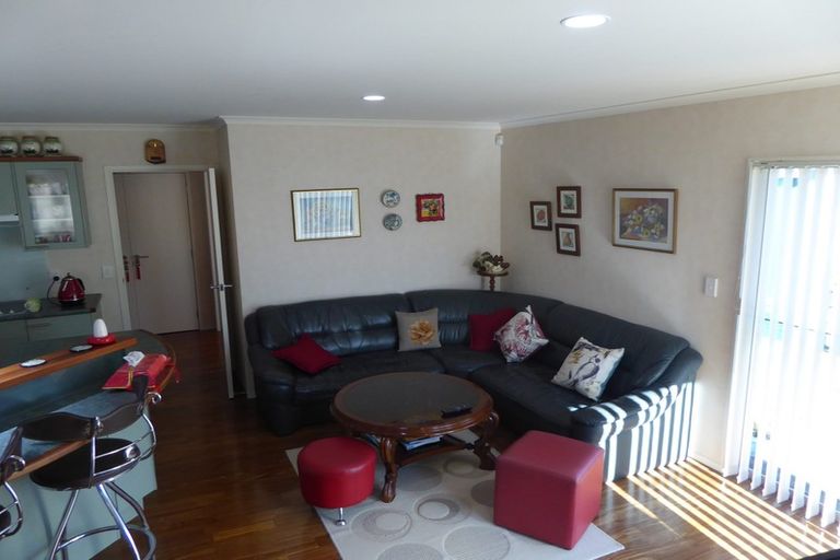 Photo of property in 8 Glesan Place, Beachlands, Auckland, 2018