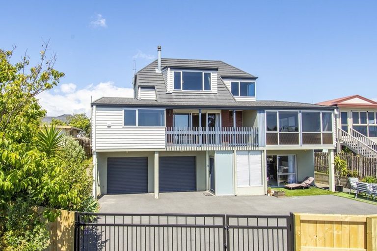 Photo of property in 1012b Papamoa Beach Road, Papamoa Beach, Papamoa, 3118