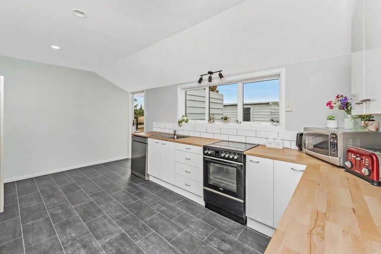 Photo of property in 98 Searles Road, Sheffield, 7580