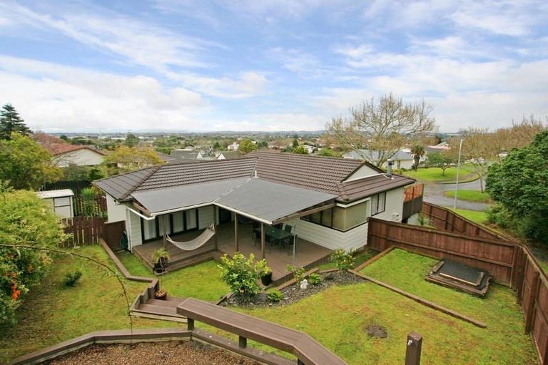 Photo of property in 21 Rotoma Rise, Clover Park, Auckland, 2019