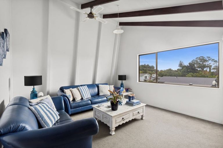 Photo of property in 8 Cliff Road, Tasman, Upper Moutere, 7173