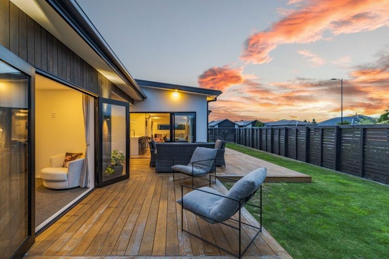 Photo of property in 6 Brooklands Street, Burwood, Christchurch, 8083