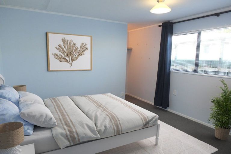 Photo of property in 8b Te Awa Street, Foxton Beach, Foxton, 4815