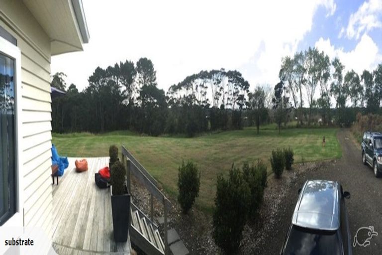 Photo of property in 93a Shaw Road, Oratia, Auckland, 0604