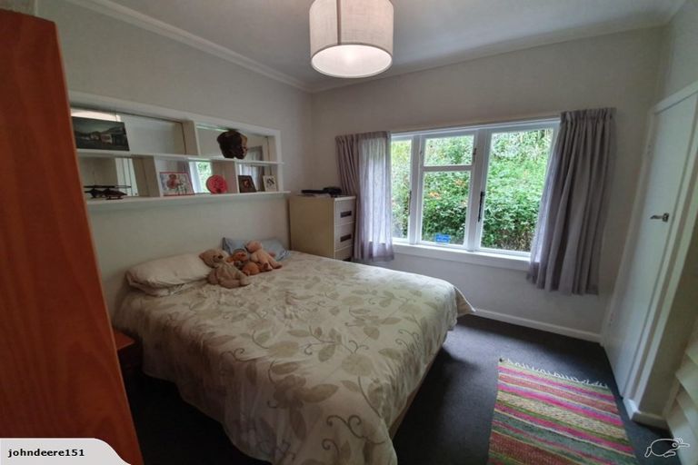 Photo of property in 12 Lytton Street, Wadestown, Wellington, 6012