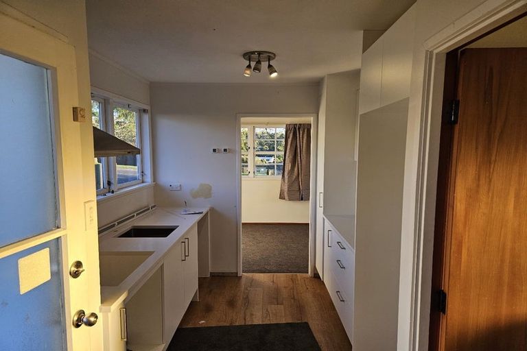 Photo of property in 57 Bayview Road, Bayview, Auckland, 0629