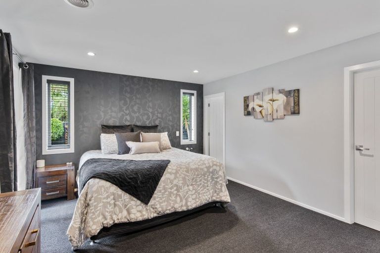 Photo of property in 47 San Priamo Place, Paraparaumu Beach, Paraparaumu, 5032