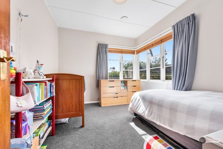 Photo of property in 3 Scanlan Street, Avalon, Lower Hutt, 5011