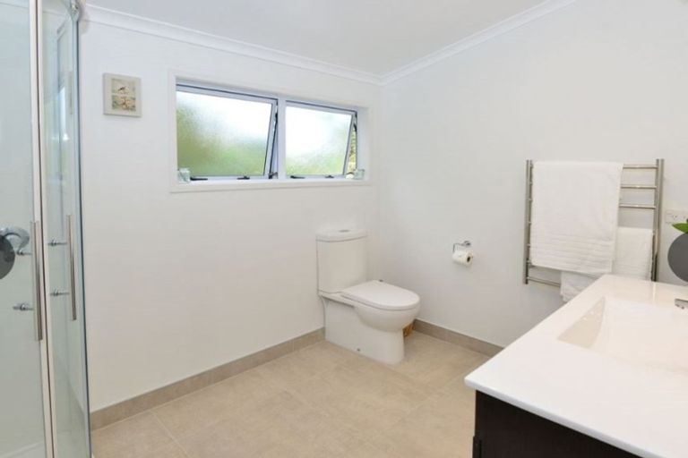 Photo of property in 21b Otanerua Road, Hatfields Beach, Orewa, 0931