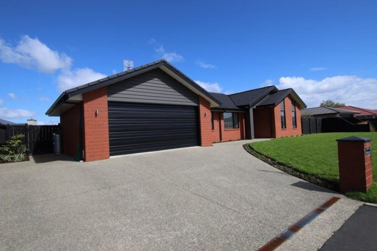Photo of property in 14 Ayrshire Drive, Mosgiel, 9024