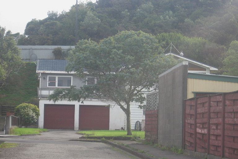 Photo of property in 35 Cedar Street, Maungaraki, Lower Hutt, 5010