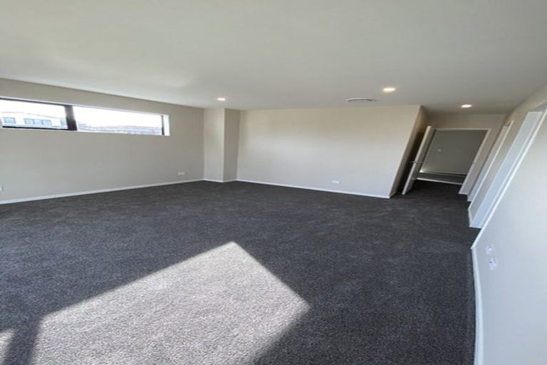Photo of property in 5 Bendridge Street, Flat Bush, Auckland, 2019
