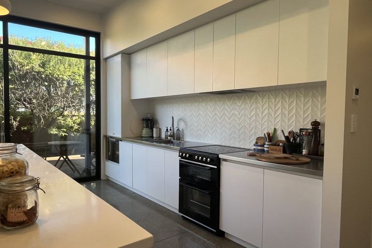 Photo of property in 125 Bristol Street, St Albans, Christchurch, 8014