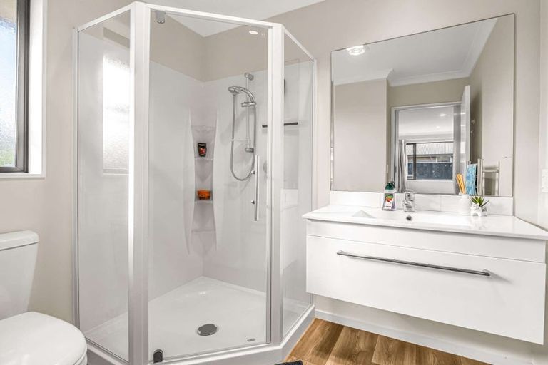 Photo of property in 10 Greenstone Street, Rolleston, 7614