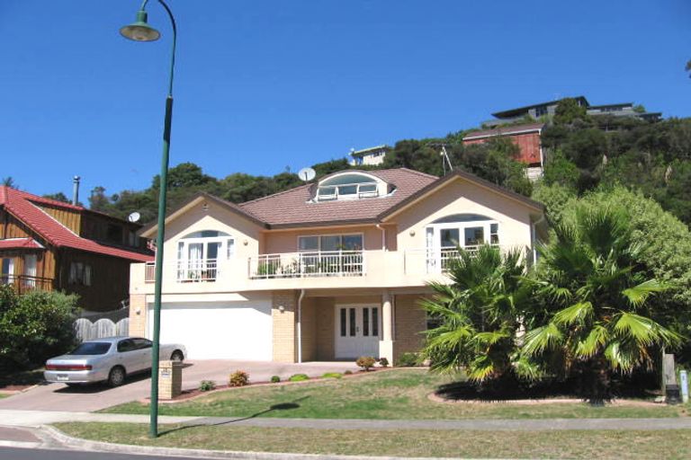 Photo of property in 26 Kate Sheppard Avenue, Torbay, Auckland, 0630