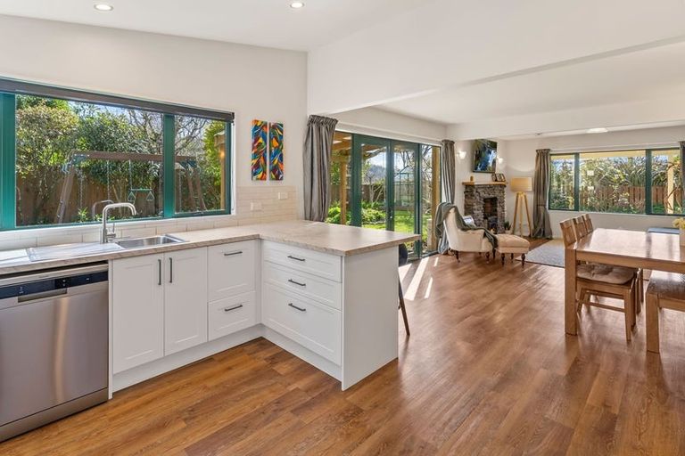 Photo of property in 15 Bird Lane, Wakefield, 7025