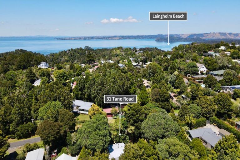 Photo of property in 31 Tane Road, Laingholm, Auckland, 0604