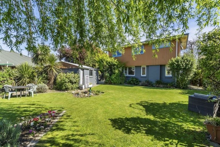 Photo of property in 12 Pimlico Place, Bishopdale, Christchurch, 8053