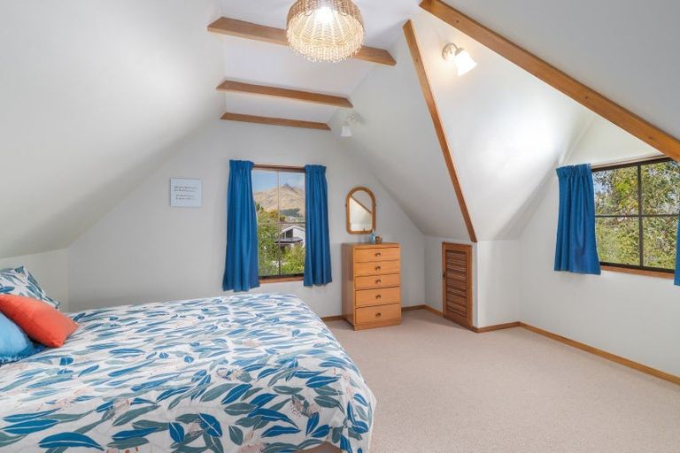 Photo of property in 7 Cannon Hill Crescent, Mount Pleasant, Christchurch, 8081