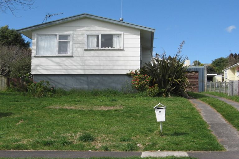 Photo of property in 11 Dingadee Street, Welcome Bay, Tauranga, 3112