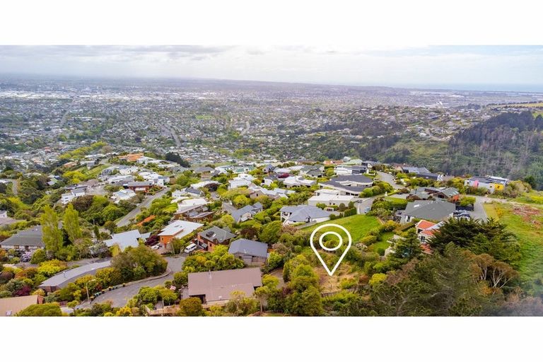 Photo of property in 15 Amherst Place, Cashmere, Christchurch, 8022