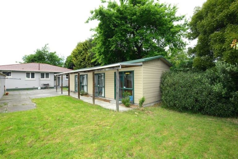 Photo of property in 34 Curletts Road, Sockburn, Christchurch, 8042